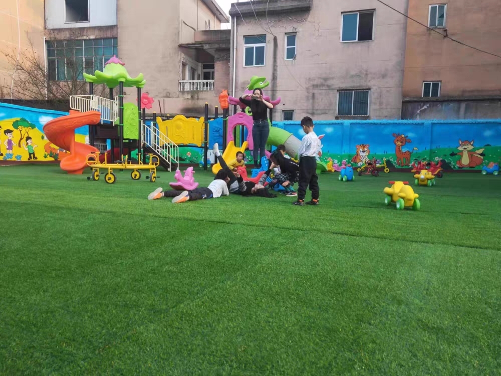 遵义幼儿园人造草坪